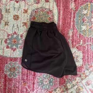 Lululemon Hotty Hot Short 4”